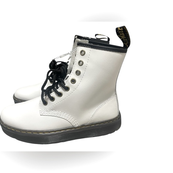 💚💚🌼NWOT DR.MARTENS WOMENS ZAVALA FLAT COMBAT CASUAL FALL WINTER BOOT - Picture 2 of 11